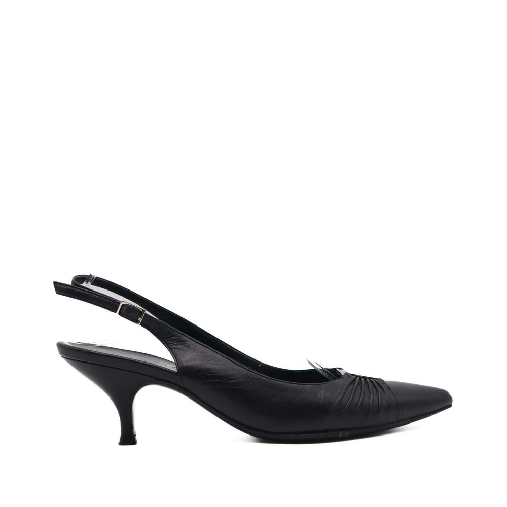 Salvatore Ferragamo Vintage Slingback Leather Pump Size 7.5